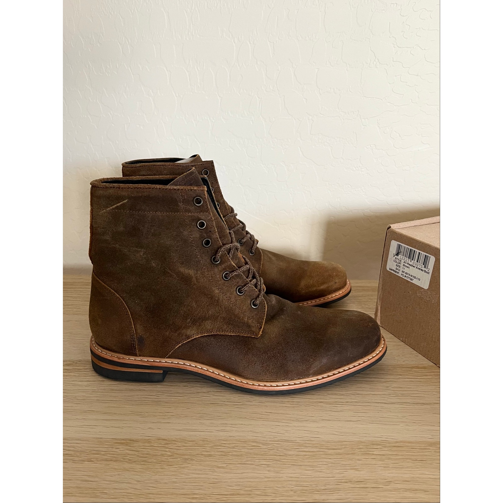 Nisolo Andres All-Weather Boot Waxed Brown Suede Mens Size 11 New In Box